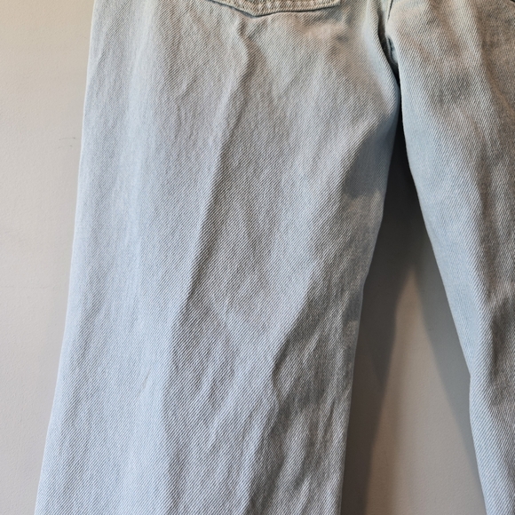 We The Free Loose Straight Leg 26 Women's Light Wash Distressed Raw Hem - Picture 8 of 13